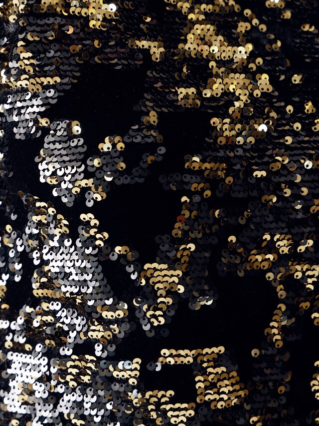 Shirt mit Pailletten und Zierperlen 4