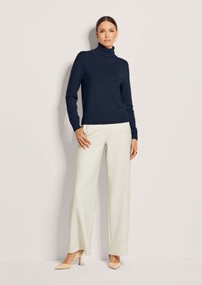 Figurnaher Feinstrickpullover thumbnail 2