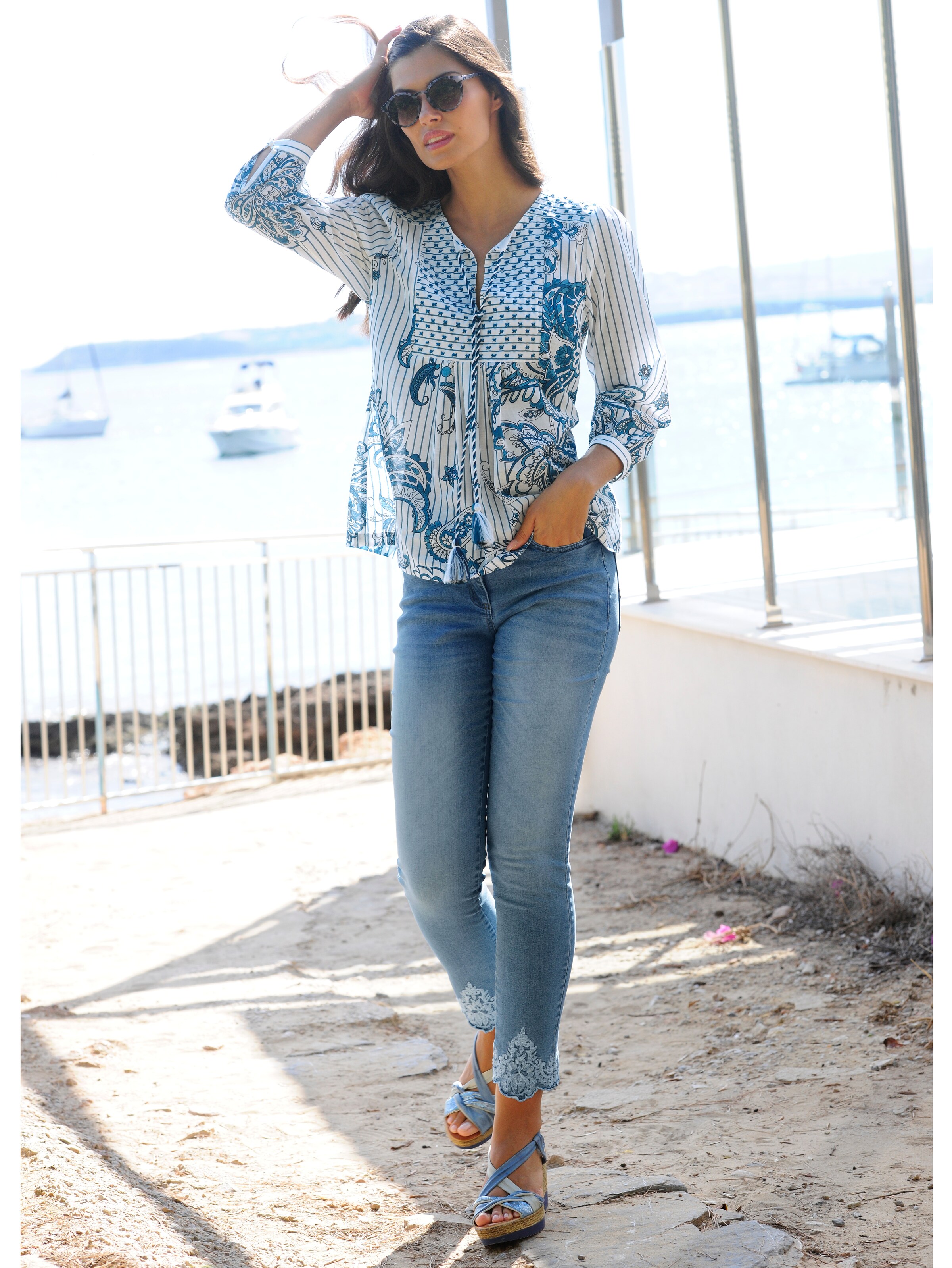 Jeans mit OrnamentStückerei 2