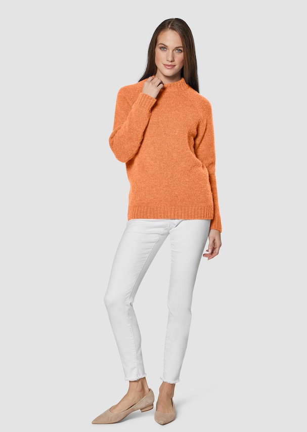 Round neck jumper with long sleeves 1