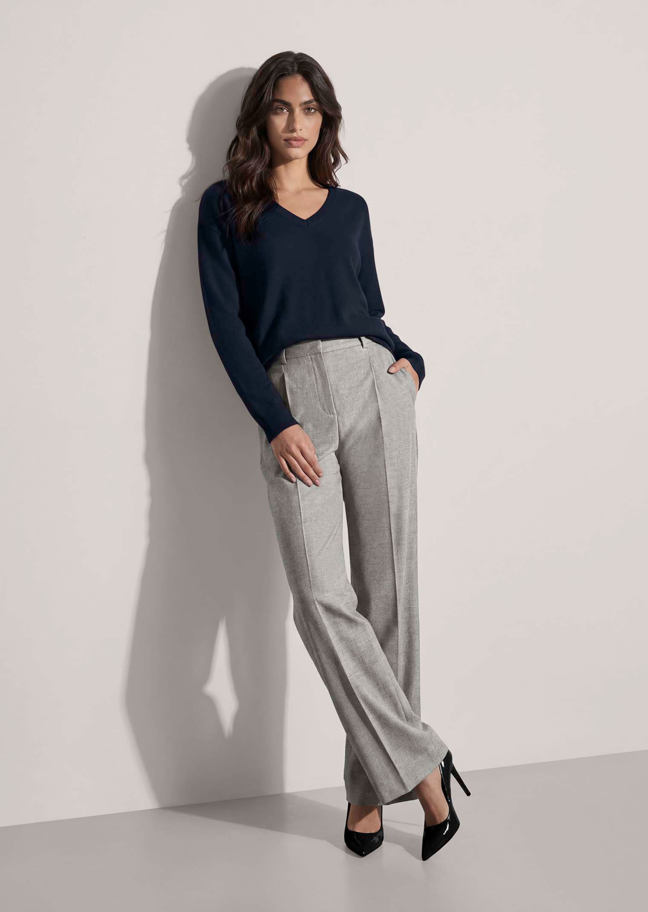 V-Pullover aus Good Cashmere