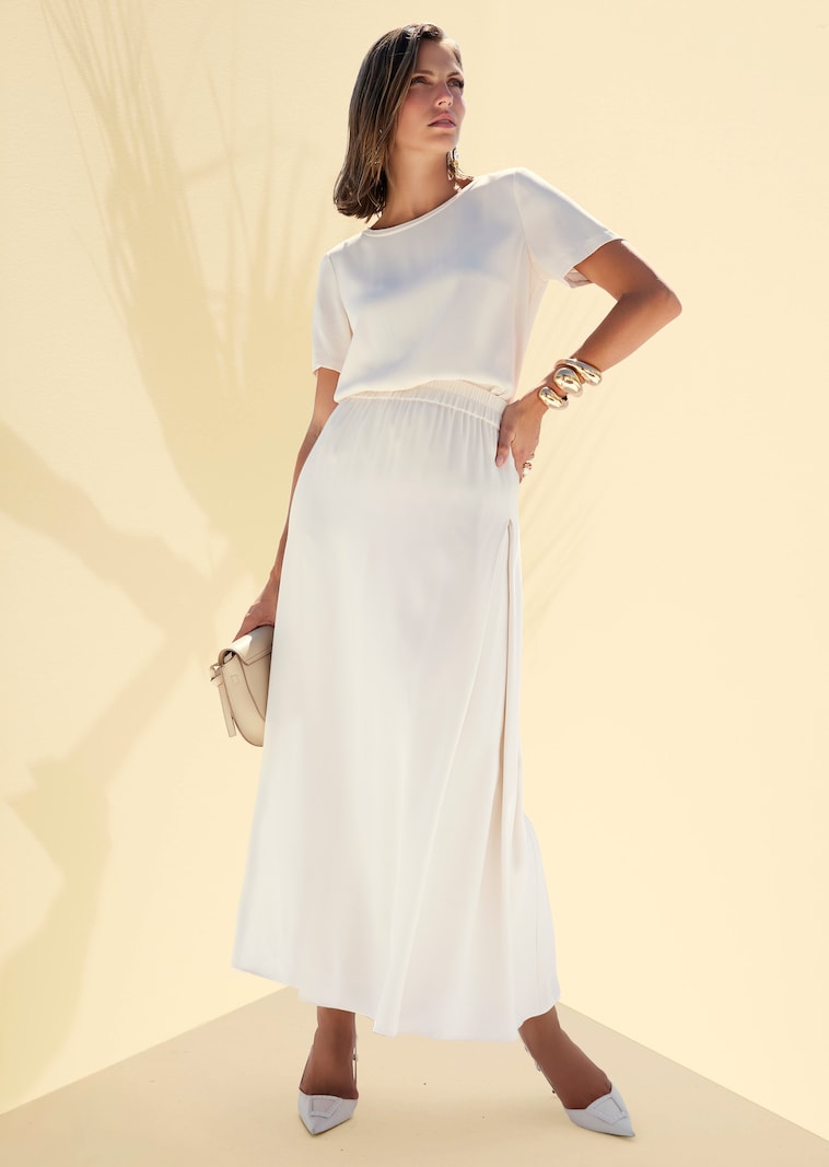 Rundhals-Shirt mit kurzen Ärmeln