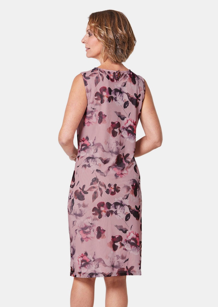 Elegantes Kleid aus weichem Mesh
