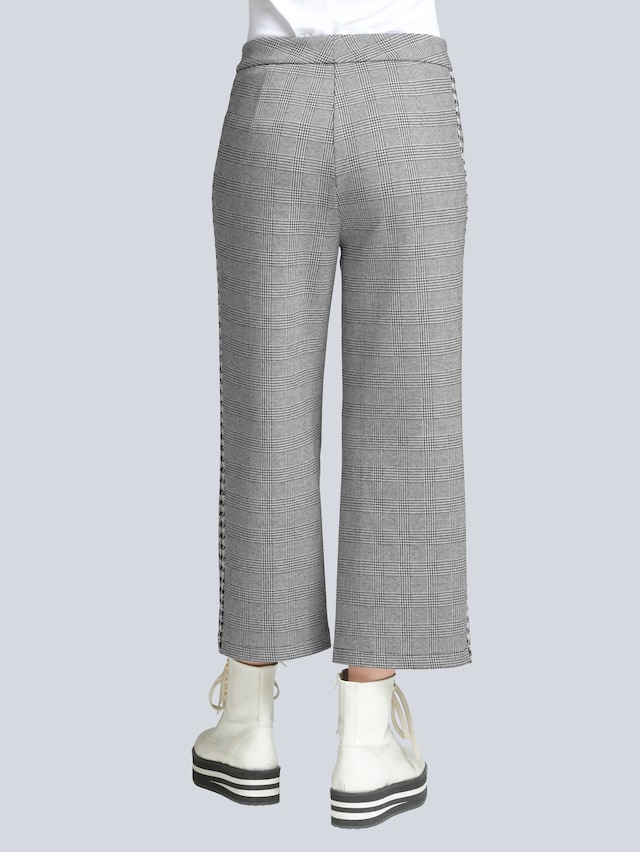 Culotte in angesagtem Karomuster 3