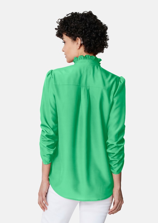 Blouse with stand-up collar and adjustable sleeves 2