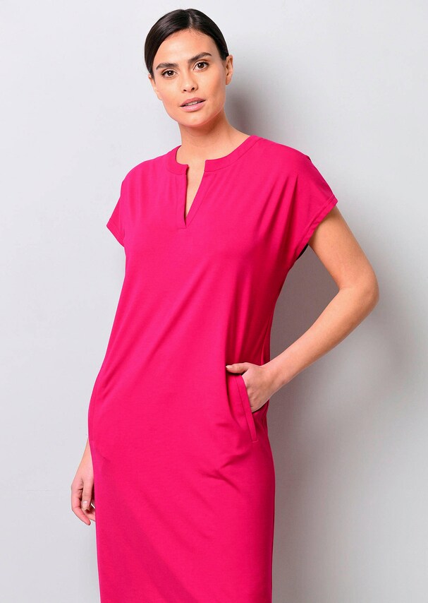Jerseykleid mit V-Ausschnitt