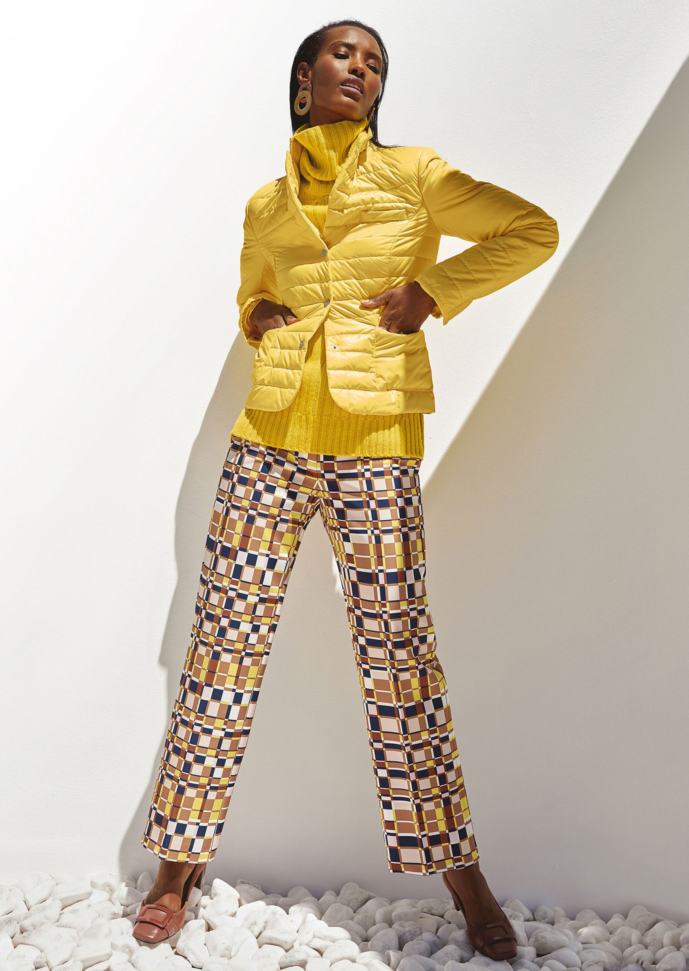 Cropped culottes with graphic print 2