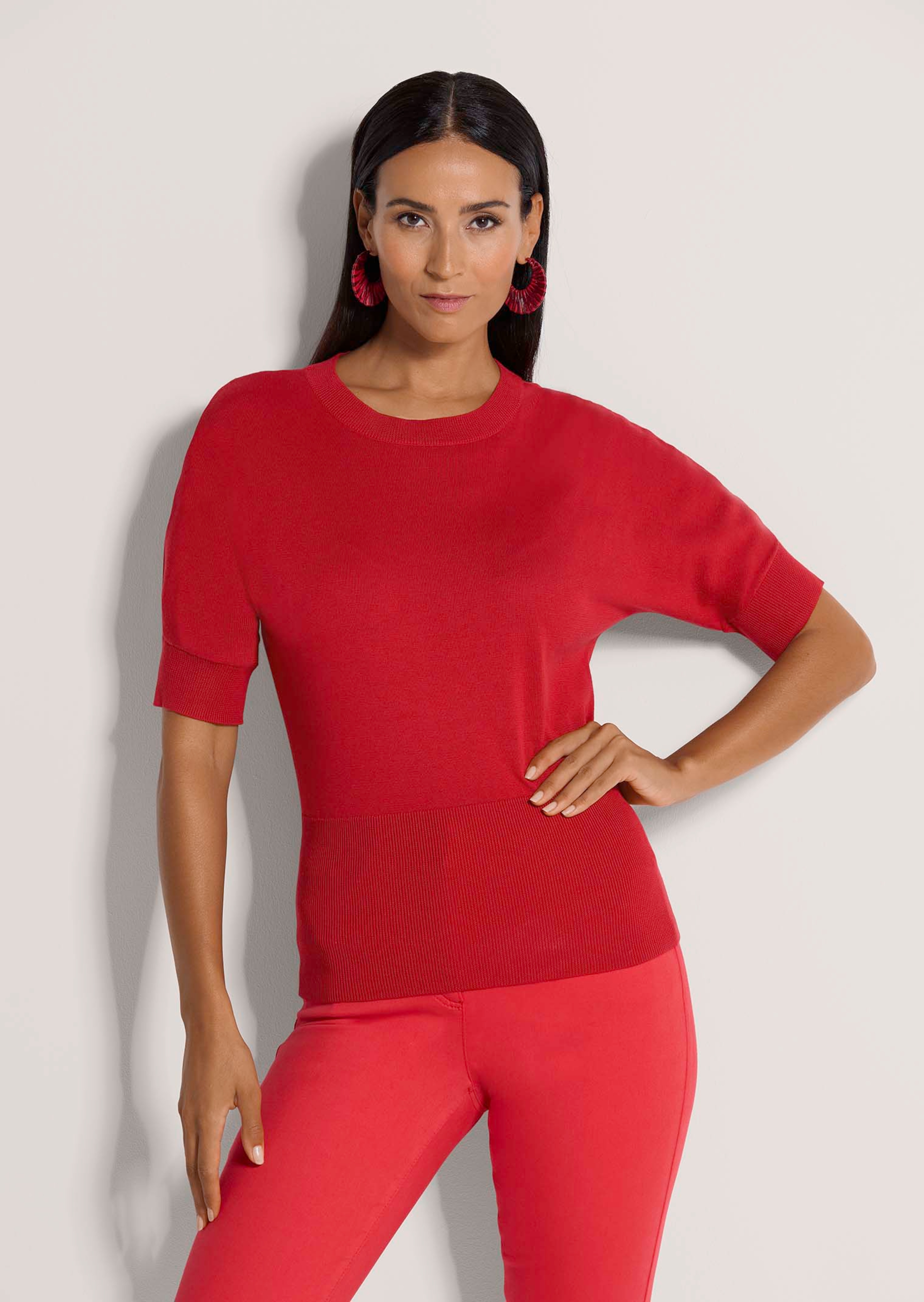 Sommerlicher Feinstrickpullover aus reiner Baumwolle