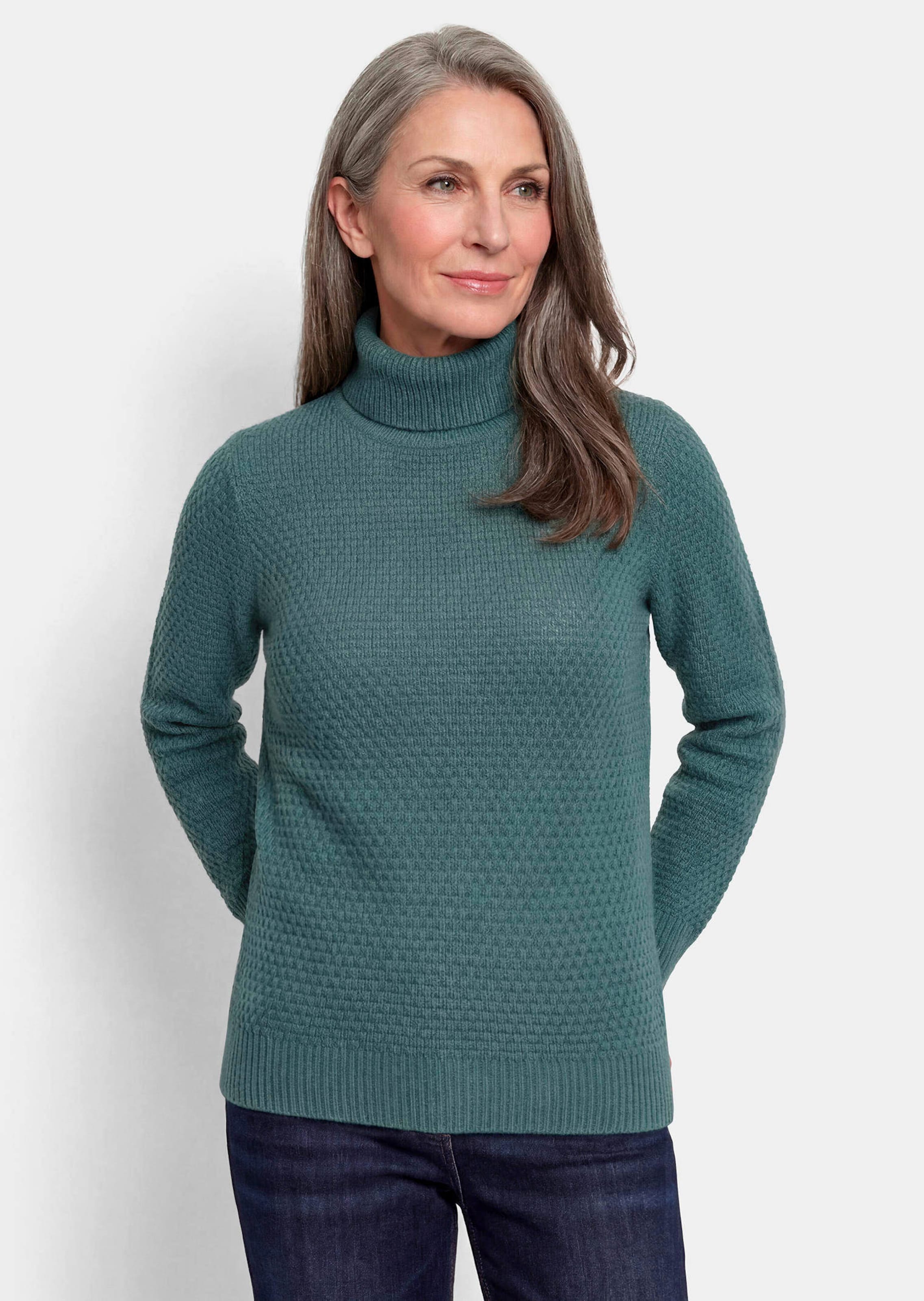 Warmer Strickpullover mit Rollkragen