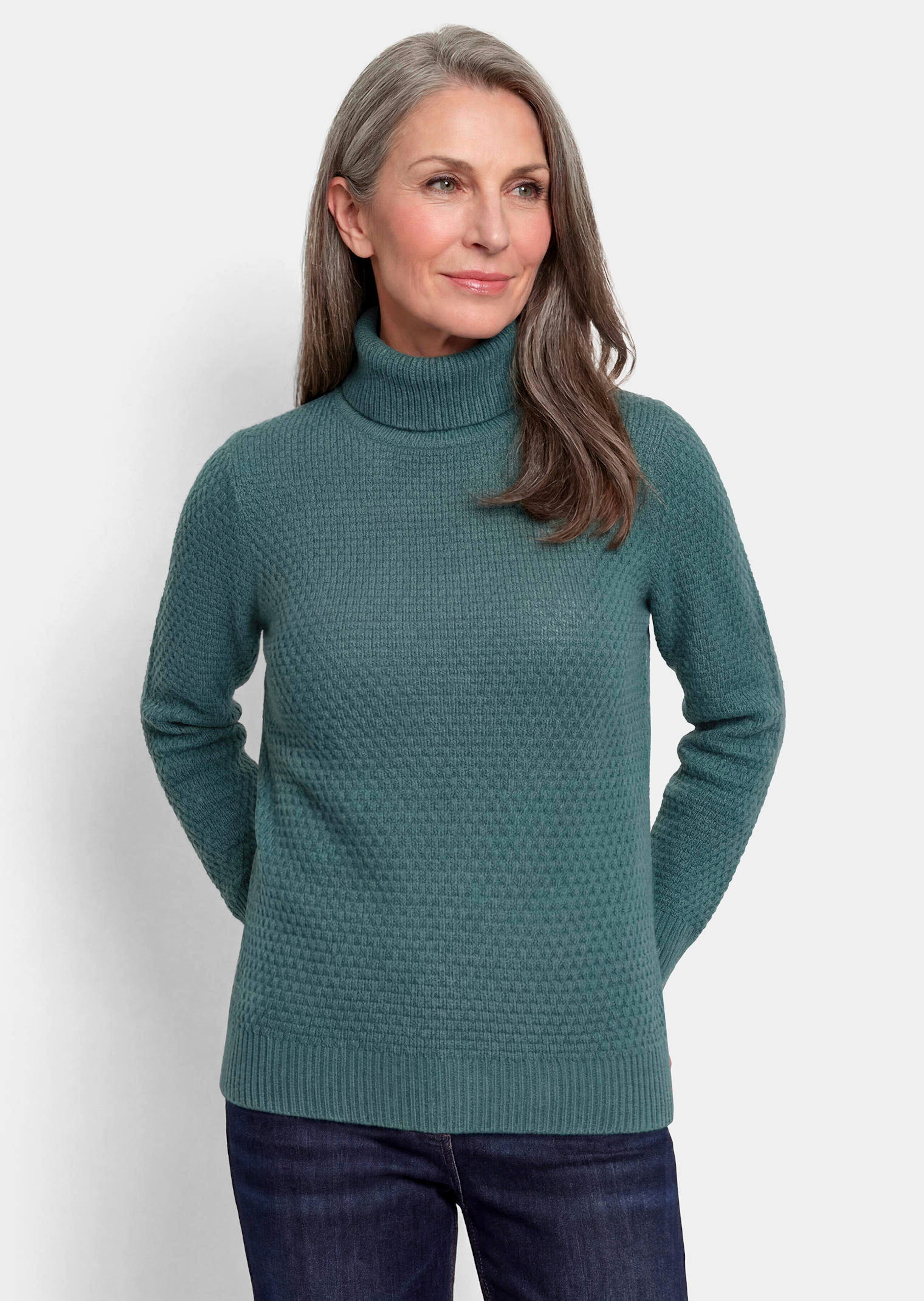 Warmer Strickpullover mit Rollkragen