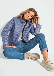 Leichte Steppjacke mit vielen Details thumbnail 4