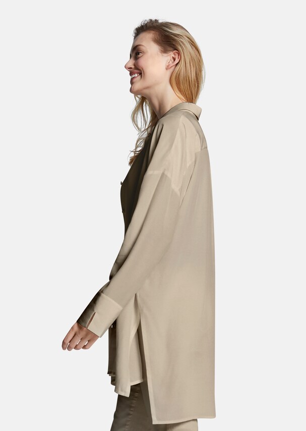 Long shirt with side slits 3
