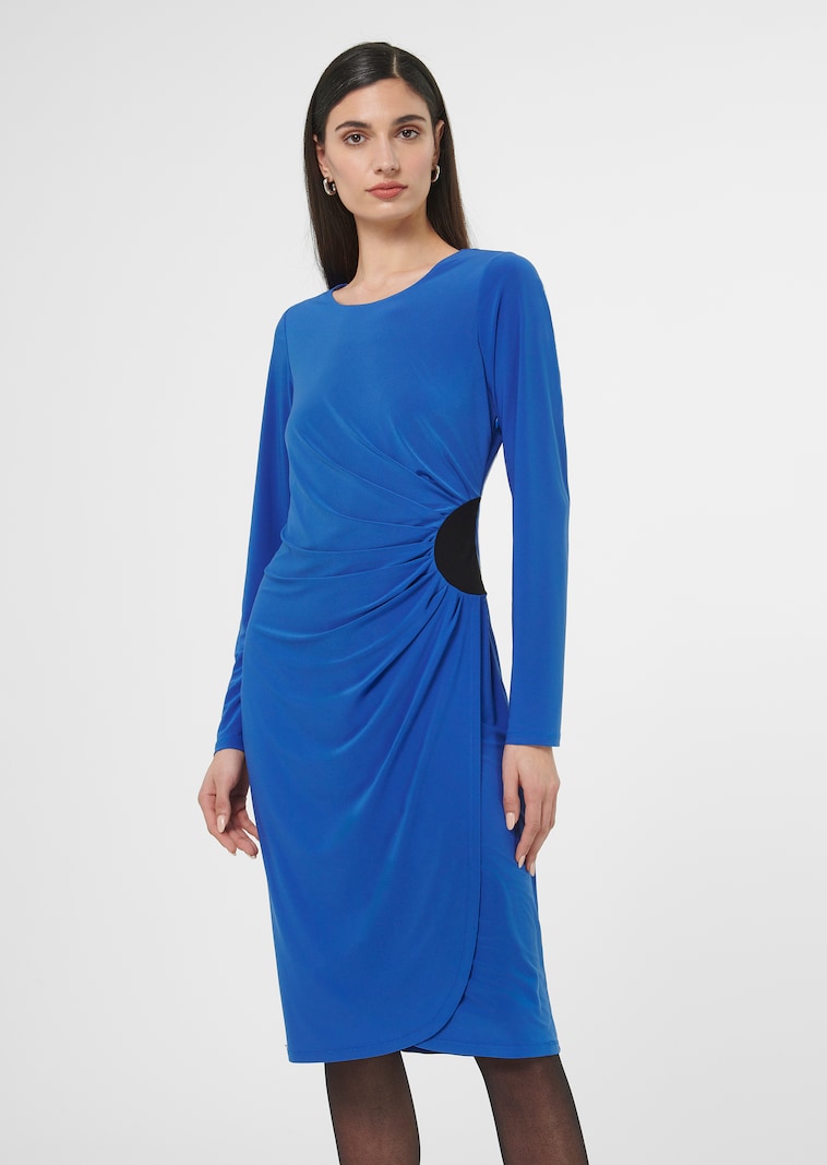 Long-sleeved dress with side gathers