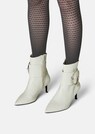 Leder-Stiefeletten mit Pfennig-Absatz thumbnail 1