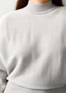 Strickkleid mit weiten Fledermausärmeln thumbnail 5