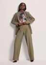 Blazer thumbnail 4