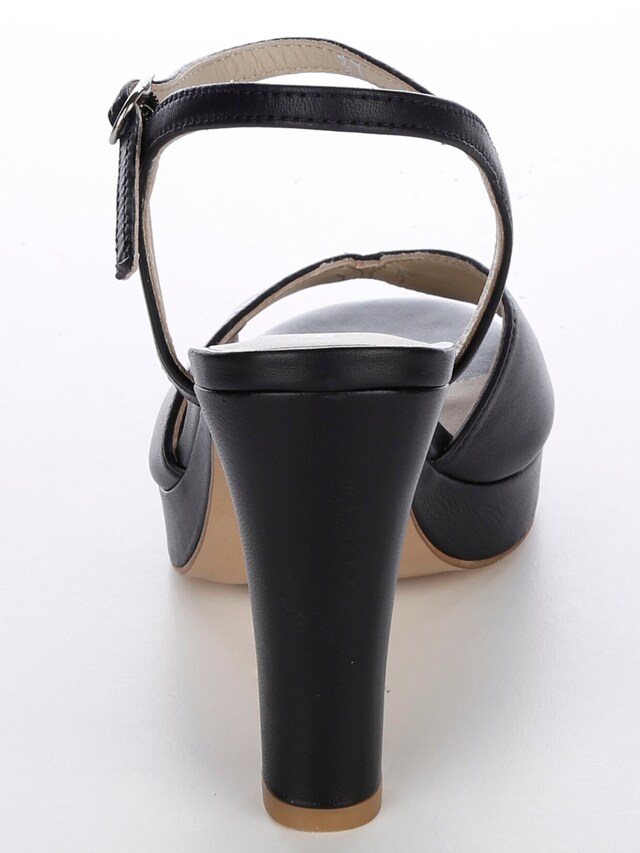 Peeptoes Sandalette 3