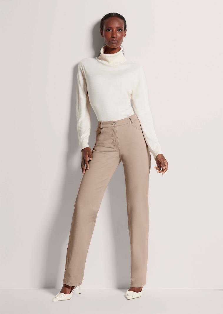 M-jeans in recht model met logo-borduursel