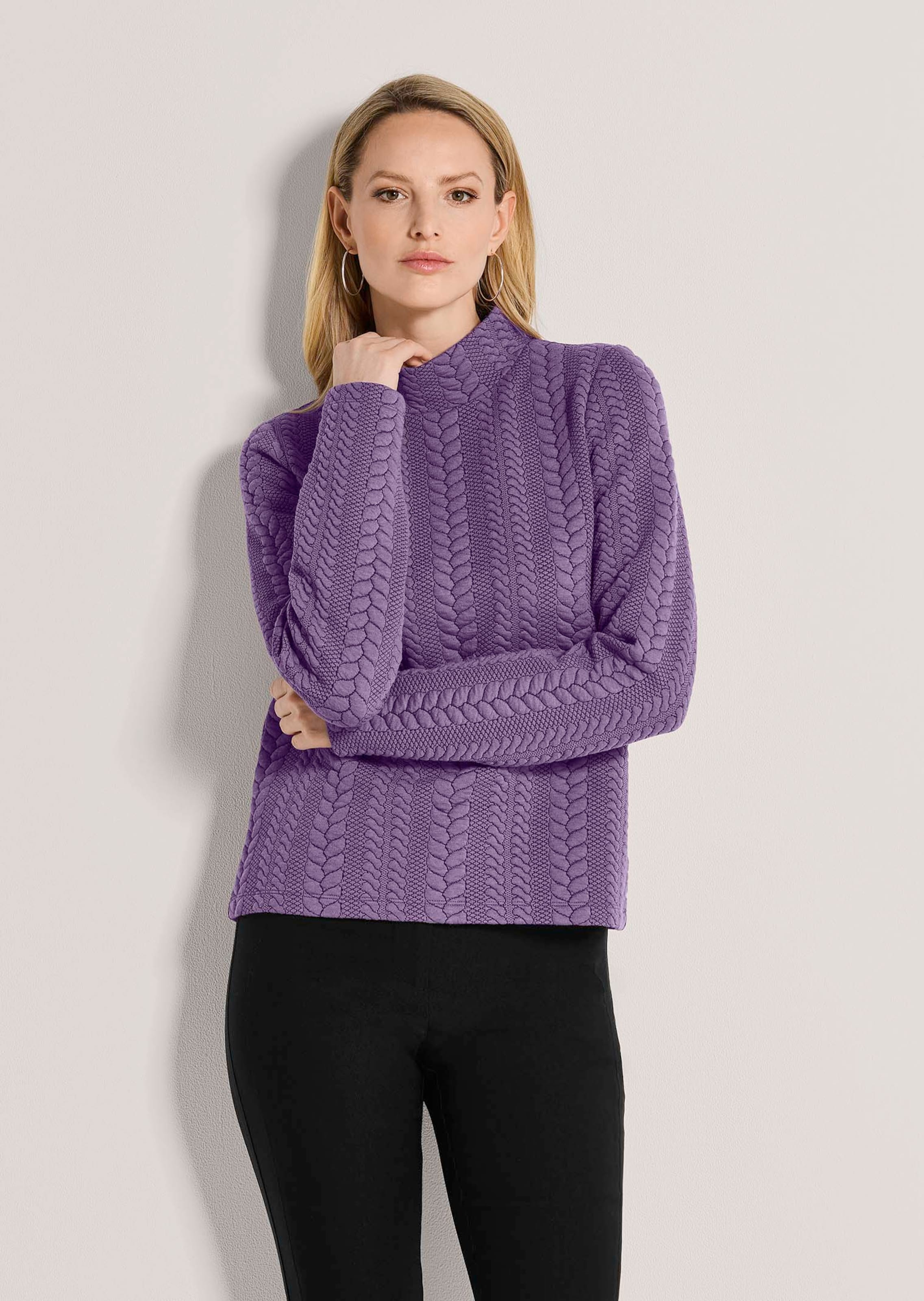 Sweatshirt mit Zopfstruktur