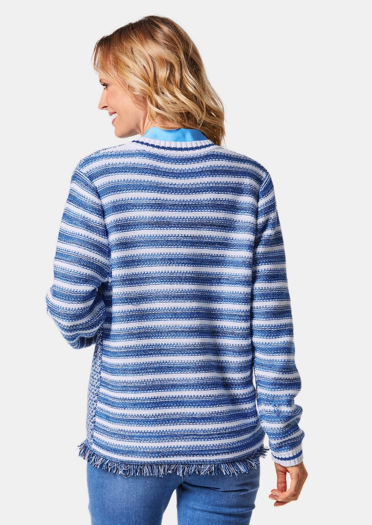 Strickjacke mit aufwändiger Strickstruktur