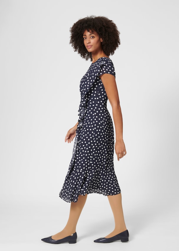 Summer dress with polka dot print and flounces 3