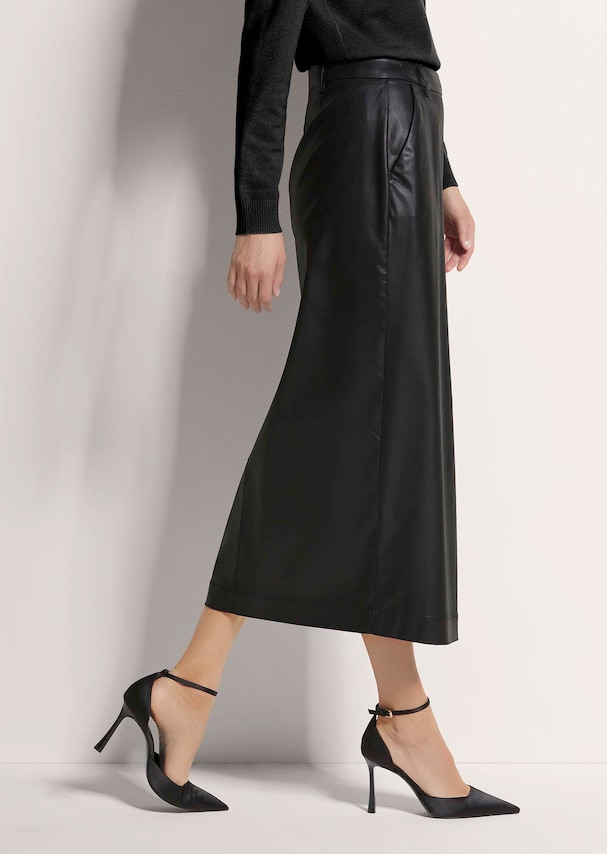 Beschichteter Rock im Wickel-Look 3