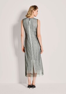 Robe thumbnail 3