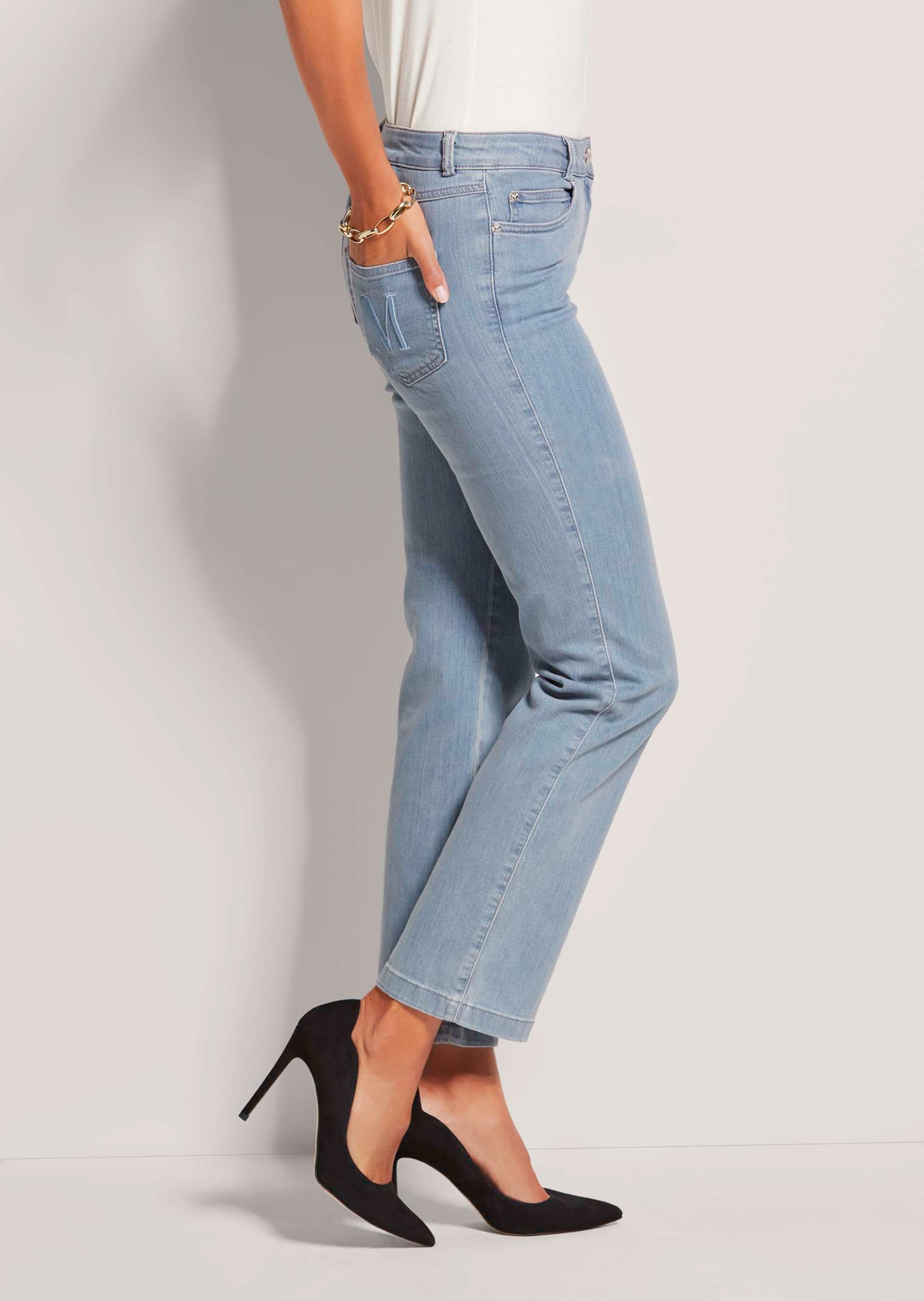 Le sylvie high waist raw hem straight leg shops jeans