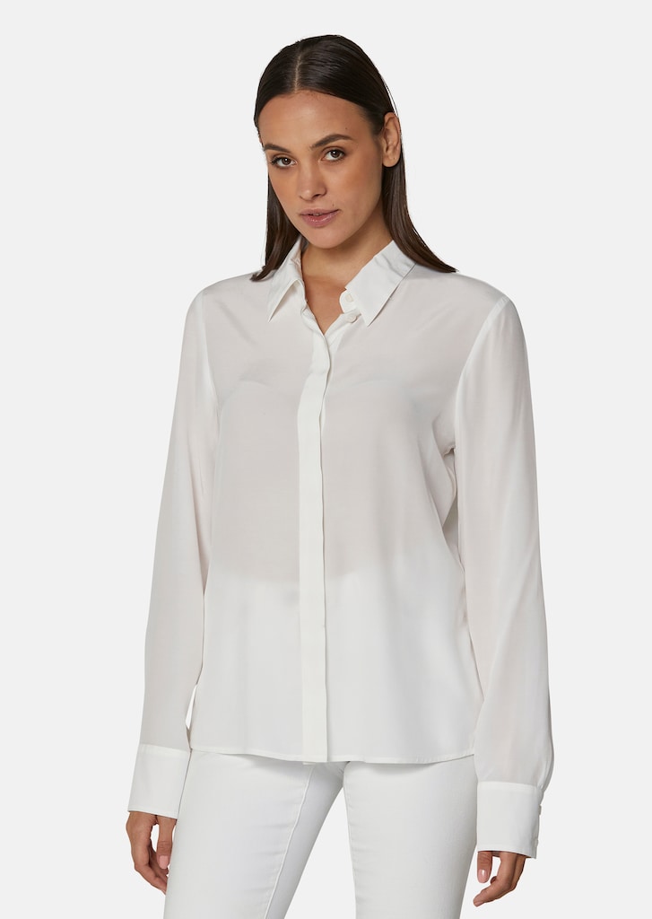 Klassieke blouse met lange mouwen