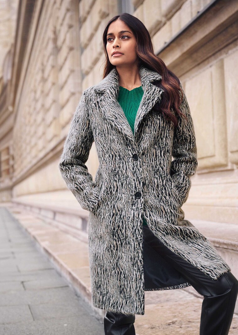 Blazer style leopard print coat