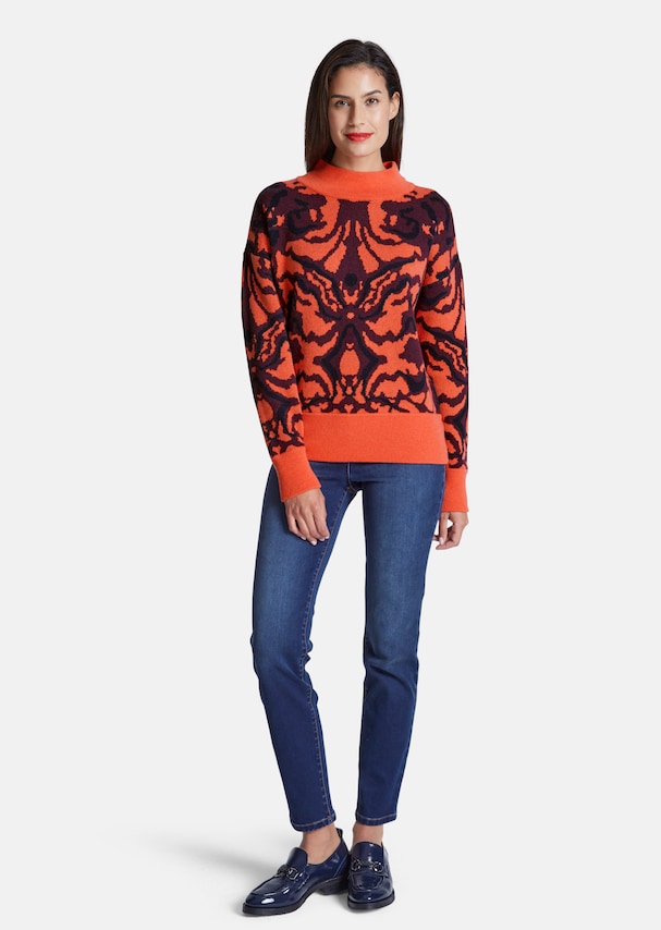 Jumper with trendy pattern 1