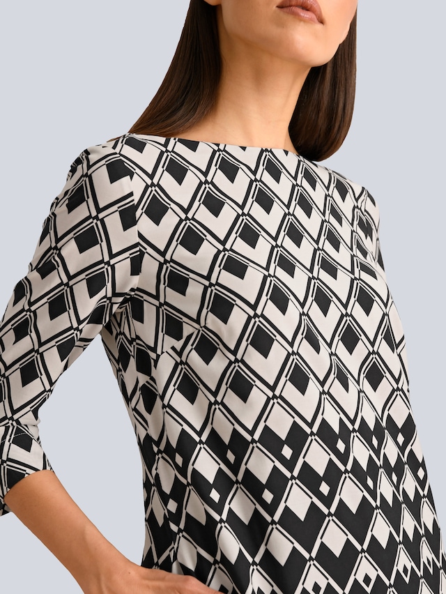 Kleid mit grafischem Druck 1