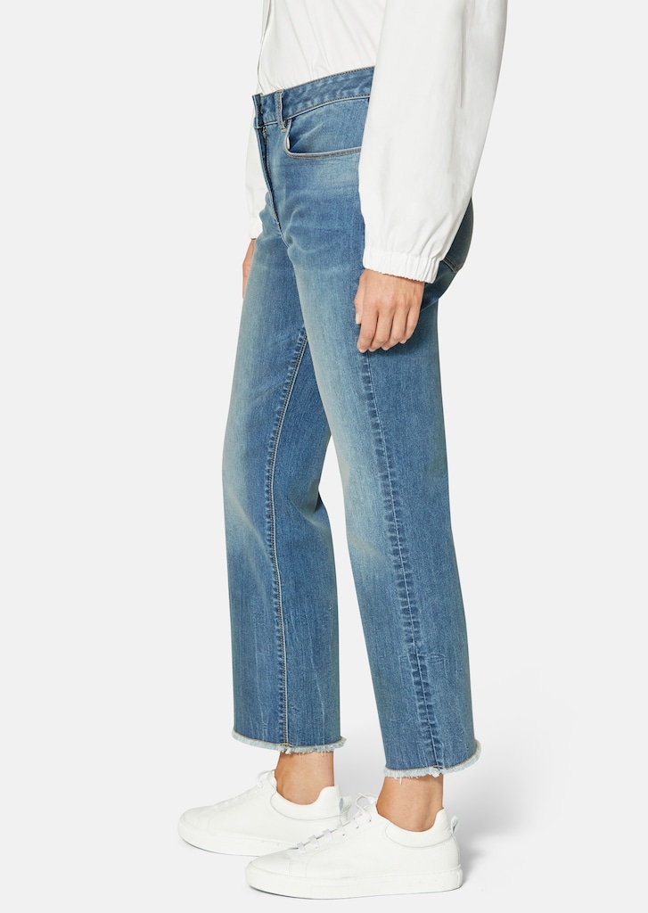 7/8-Jeans mit Fransensaum in Culotte-Form 3