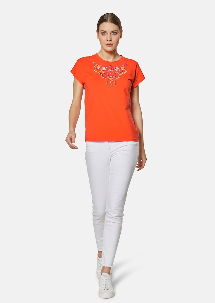 Short-sleeved shirt with sequin embroidery 1