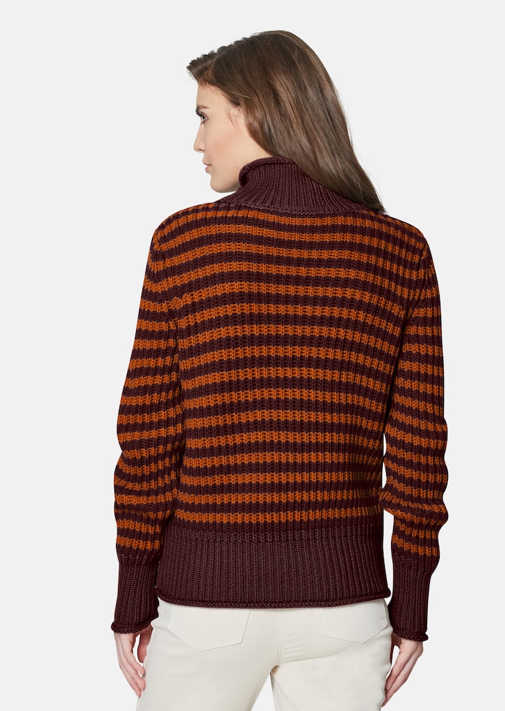 Softer Schurwoll-Pullover mit stylischen Streifen 2