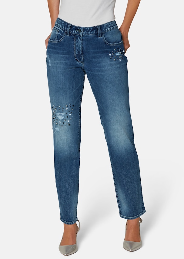 Boyfriend jeans with shiny accents