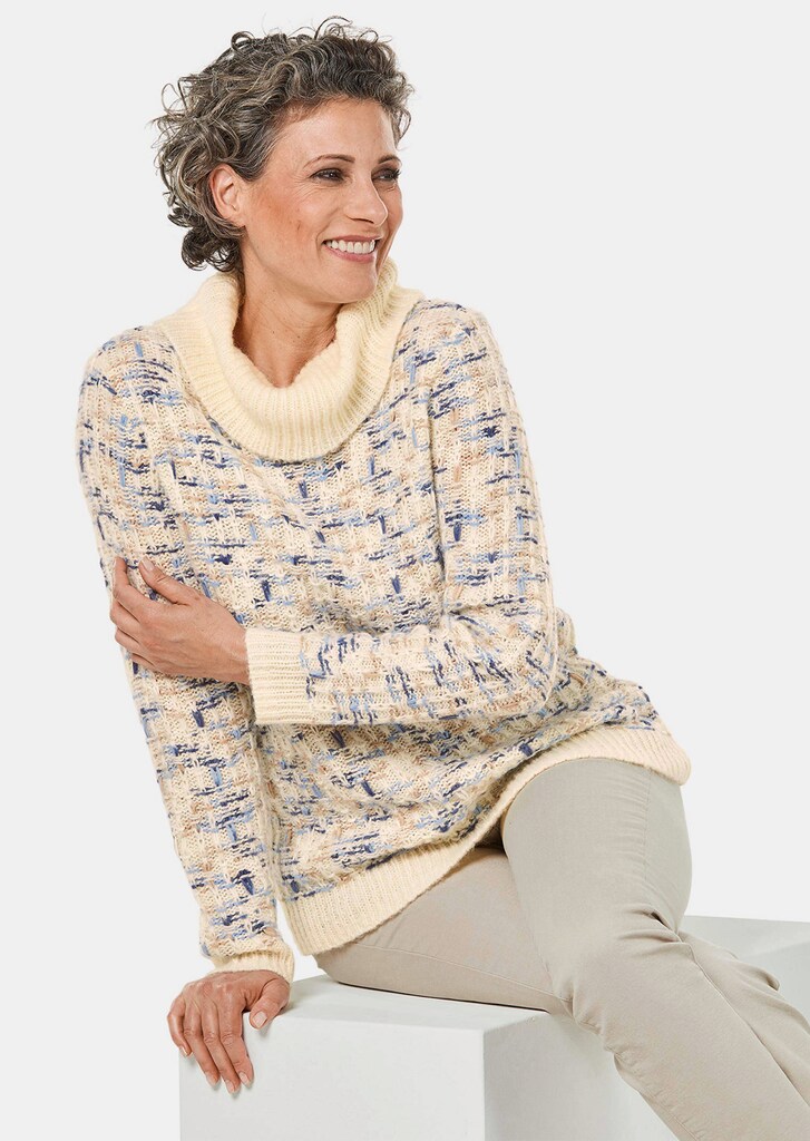 Pullover mit halsfernem Rollkragen