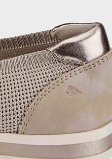 Ballerina mit zierlicher Schleife thumbnail 3