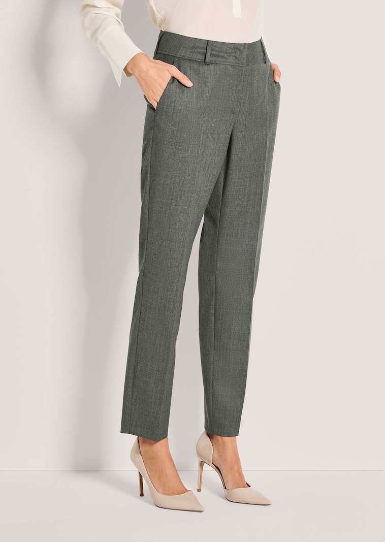 Schurwoll-Hose mit Bügelfalten