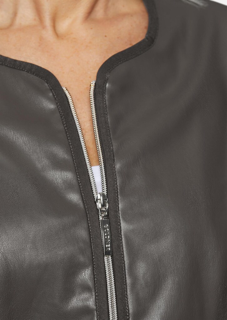 Ausdrucksstarke Lederimitatjacke mit supersoftem Griff