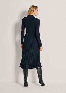 Strickkleid mit Plissee und Taillenband thumbnail 3