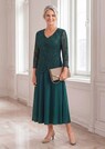 Robe avec veste en dentelle et paillettes thumbnail 7