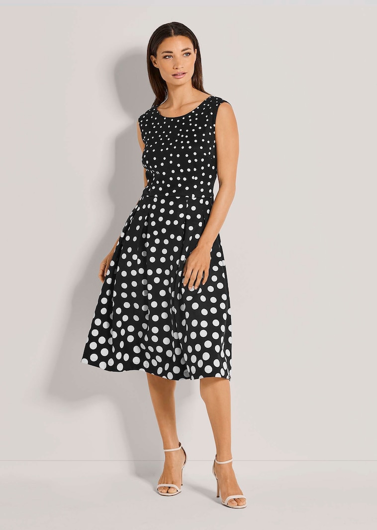 Tupfenkleid