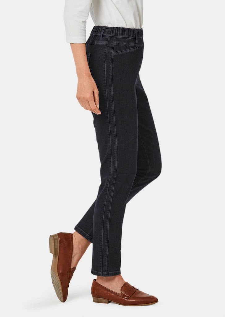 Super elastische Jeans LOUISA mit figurstreckenden Nähten