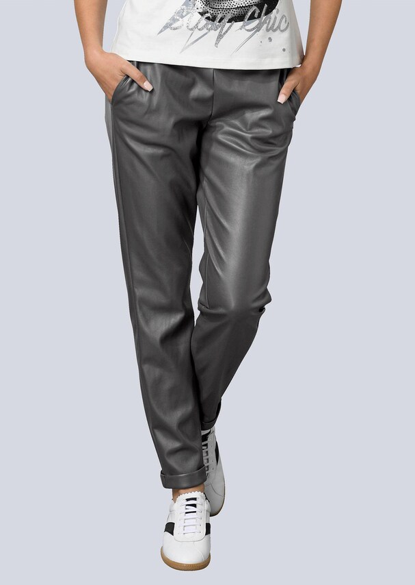 Schlupfhose aus Lederimitat 3
