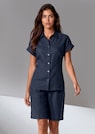 Kurzärmelige Bluse mit Seitenschlitzen thumbnail 1