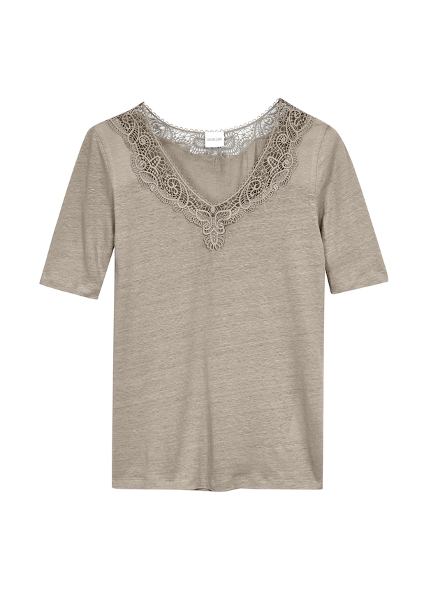 Short-sleeved linen shirt with a fine lace accent 5