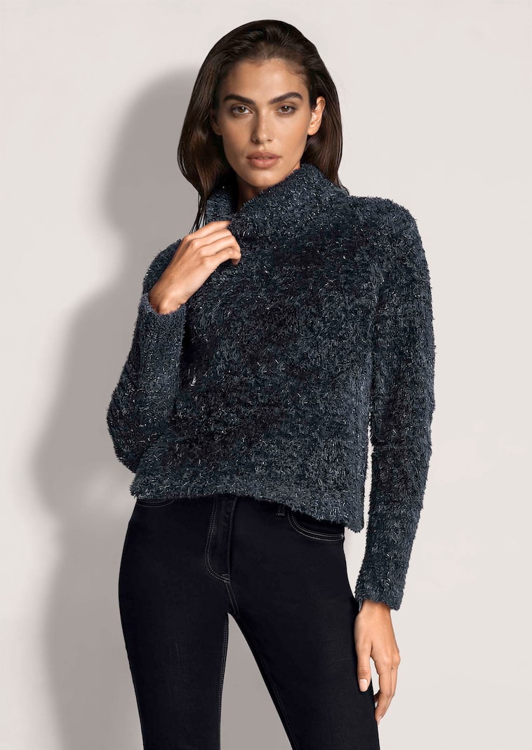 Fluffy jumper with a roll-neck