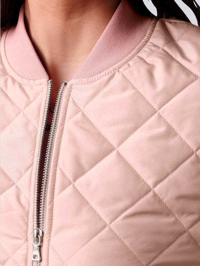 Steppjacke in modisch neuer Form