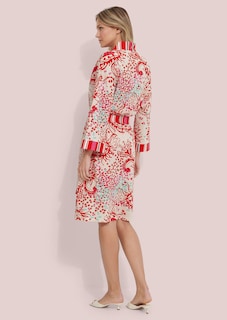 Dressing gown thumbnail 2